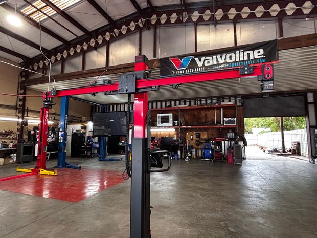 Expert Automotive Solutions in Cleburne, TX (2)