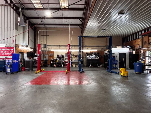 Expert Automotive Solutions in Cleburne, TX (3)