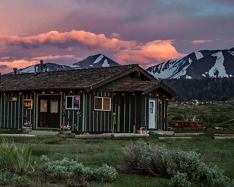 Dos Alas CubaRican Café & Lounge in Mammoth Lakes, CA (6)