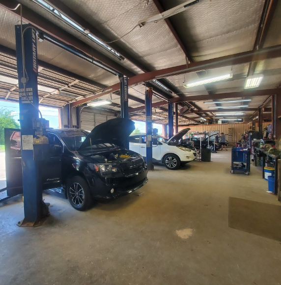 Town-n-Country Tire & Auto Center in Bullard, TX (2)