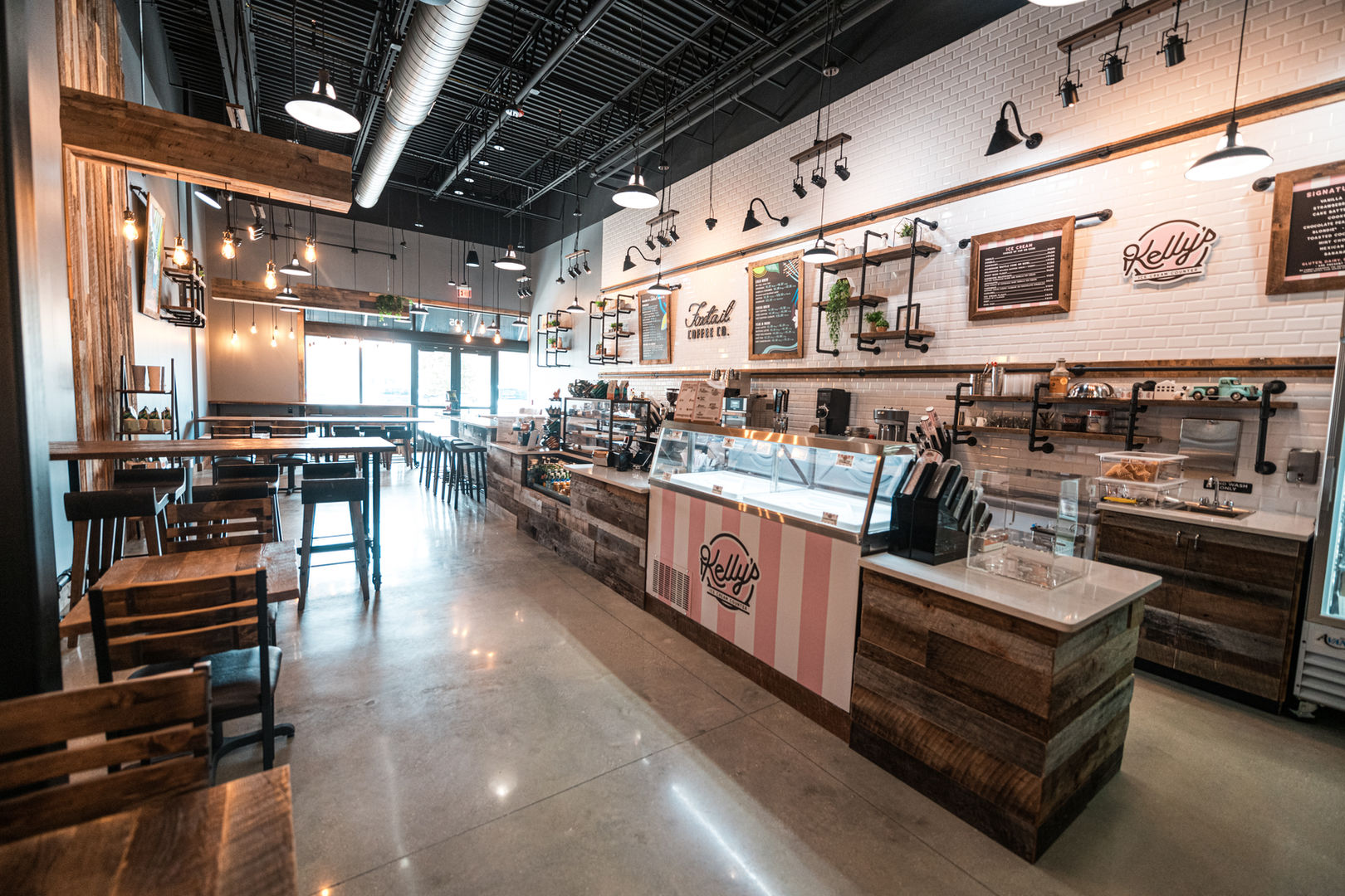 Foxtail Coffee Co. Pompano Beach in Pompano Beach, FL (4)