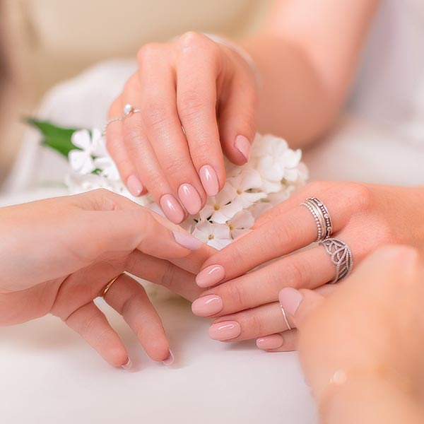Lounge Nails in Anderson, SC (5)