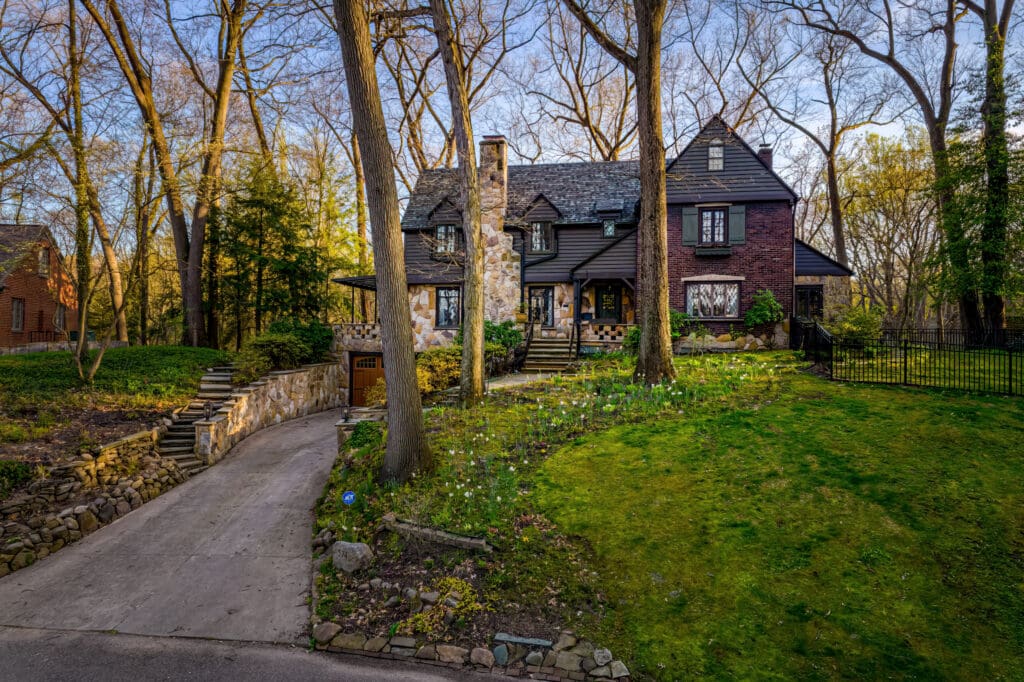 Stephanie Beeson, Realtor, Team lead of The Stephanie Beeson Team in Fairlawn, OH (3)