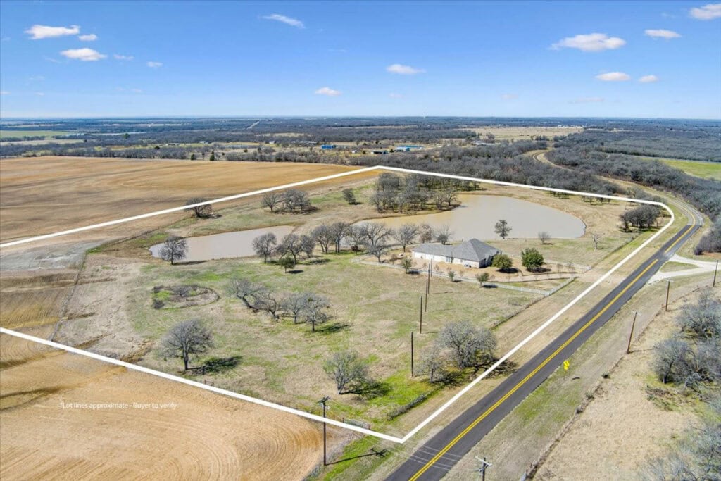 Jana Nors Real Estate in Abbott, TX (2)