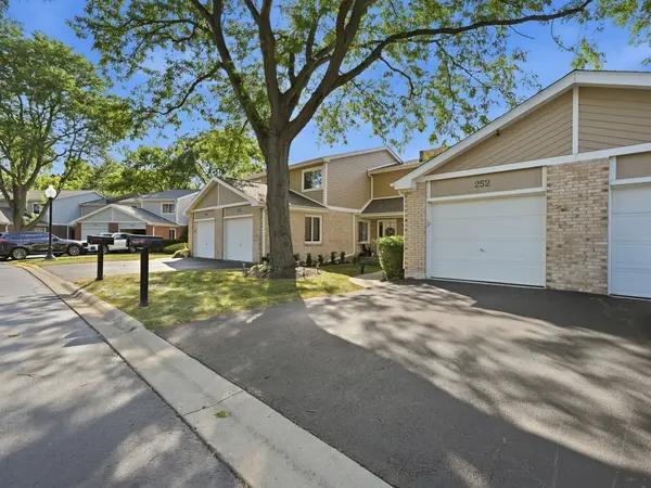 Bohdan Zhukotanskyy Realtor in Des Plaines, IL (3)