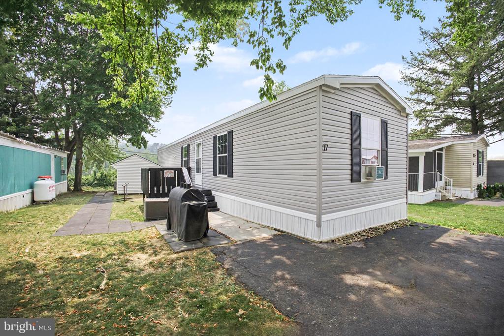 Salvatore Santelli Best Realtor | Real Estate Agent in Lebanon, Pennsylvania in Elizabethtown, PA (2)