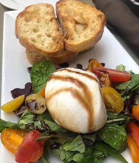 M Restaurant & Events in Avalon, CA (4)