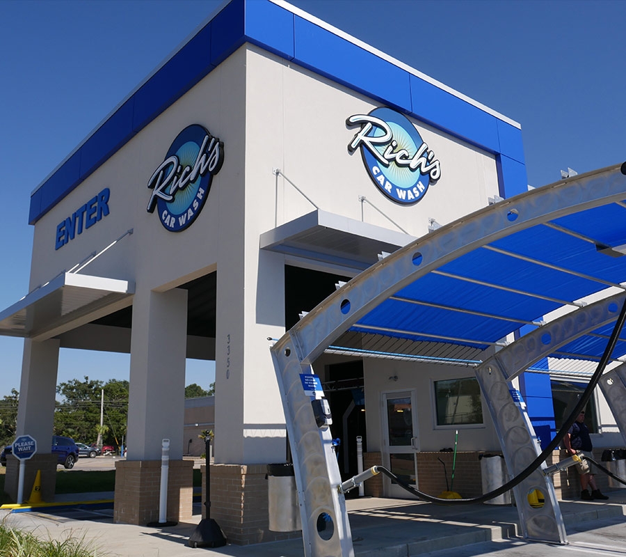 Rich's Car Wash - Moffett Rd. in Mobile, AL (6)