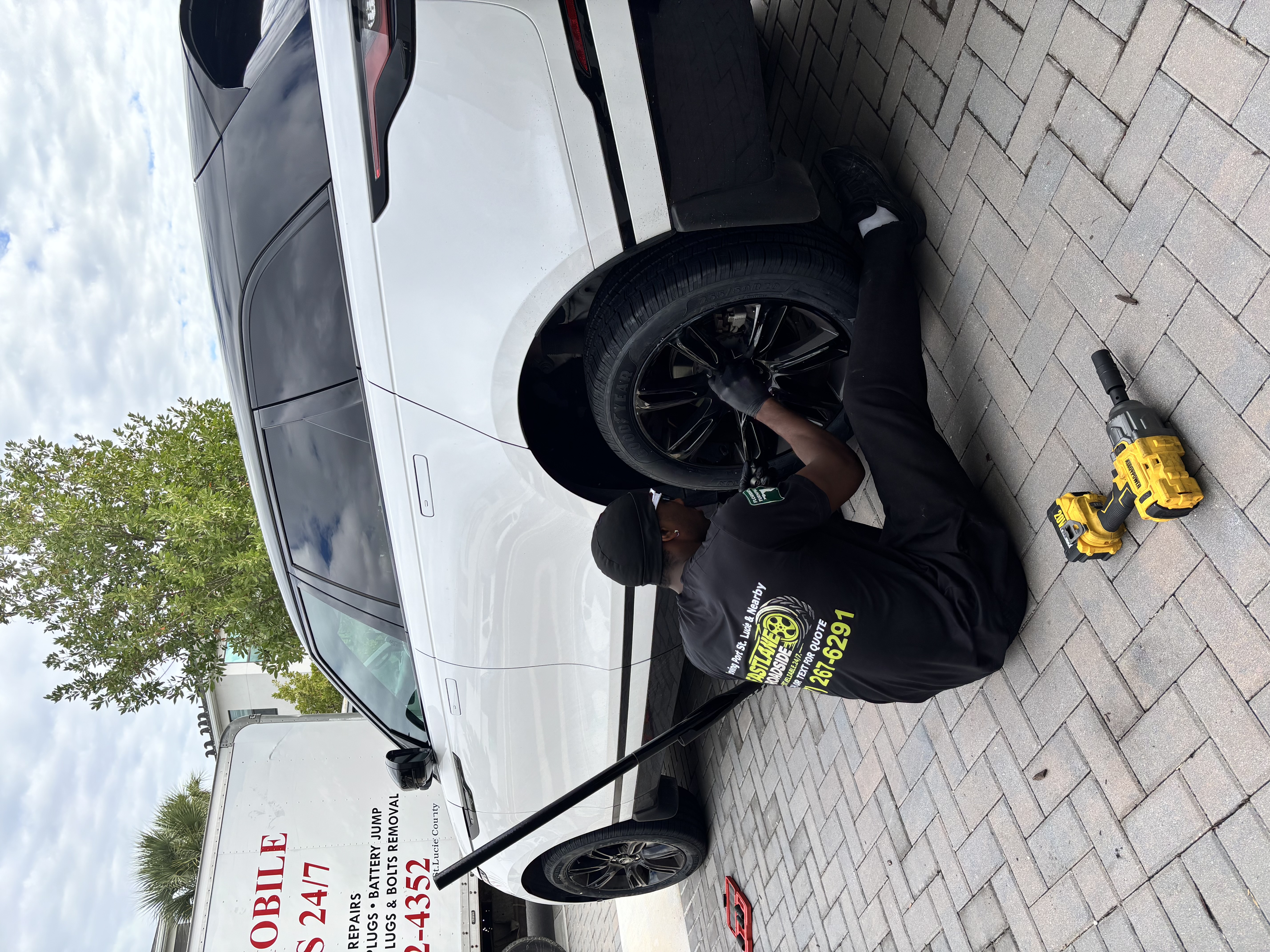 FASTLANE MOBILE TIRE ROADSIDE in Fort Pierce, FL (2)