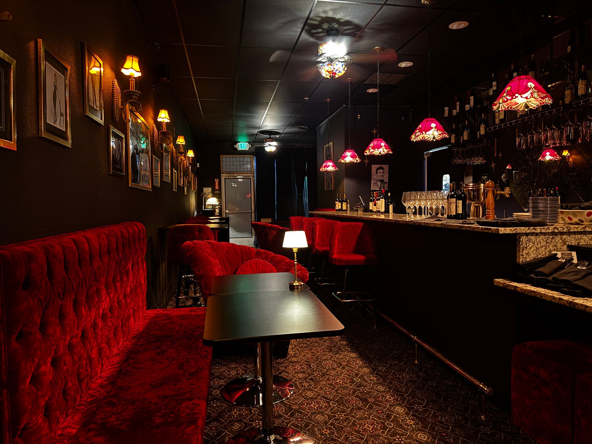 The Blue Parrot Lounge in Rocklin, CA (3)