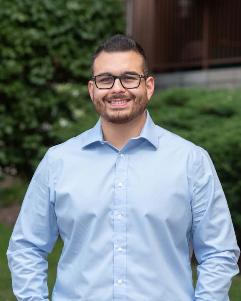 Dan Ortiz | Realtor at Baird & Warner in La Grange, IL (2)