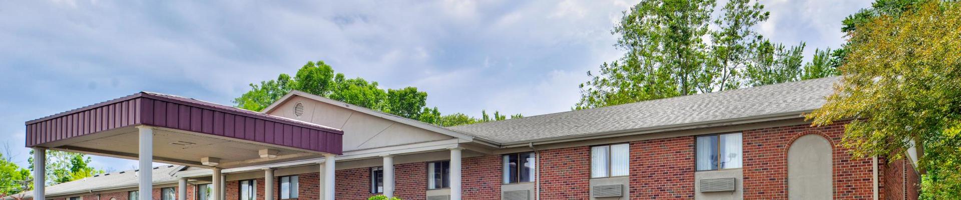 Americas Best Value Inn & Suites Bluffton in Bluffton, IN