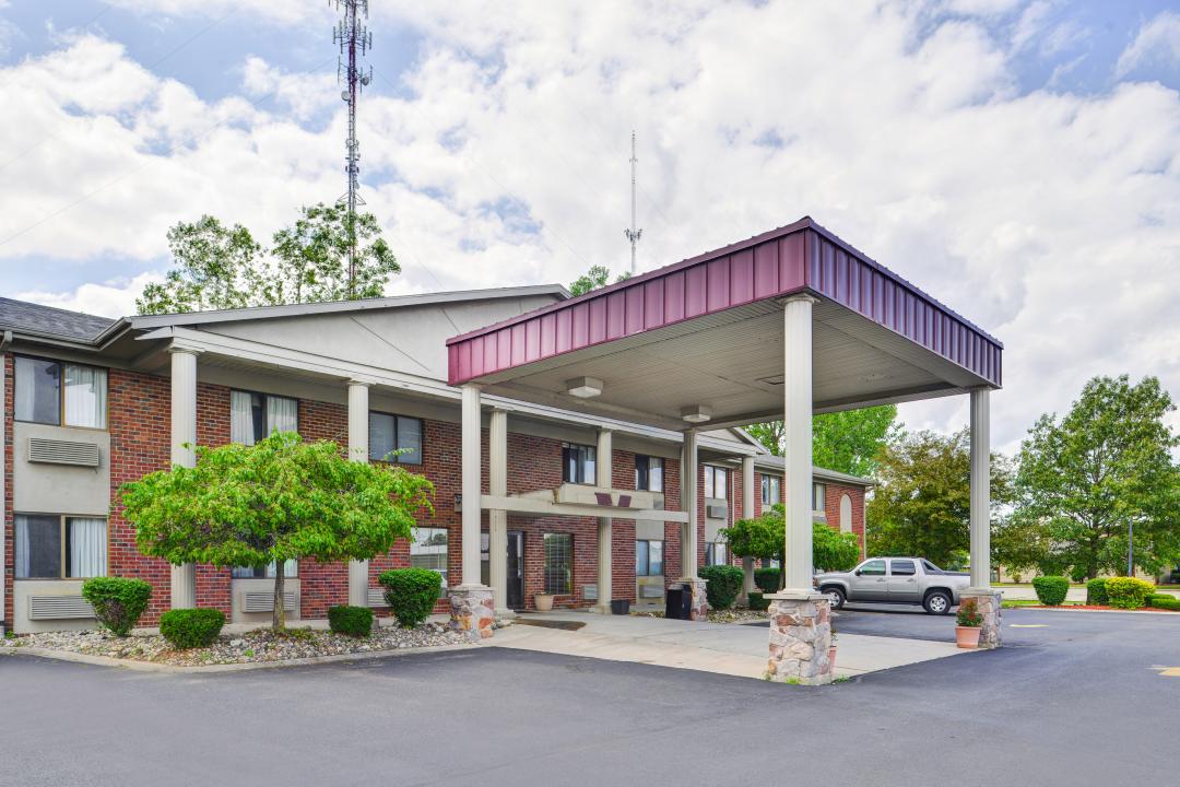 Americas Best Value Inn & Suites Bluffton in Bluffton, IN (5)