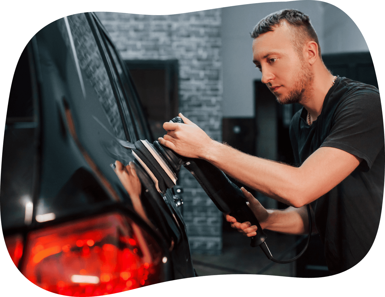 Wise Hand Car Wash & Detail in Schaumburg, IL (4)