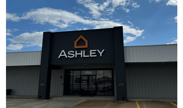 Ashley Store in Bay City, TX (3)