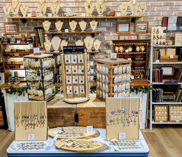 Blooms And Baubles in Ferndale, MI