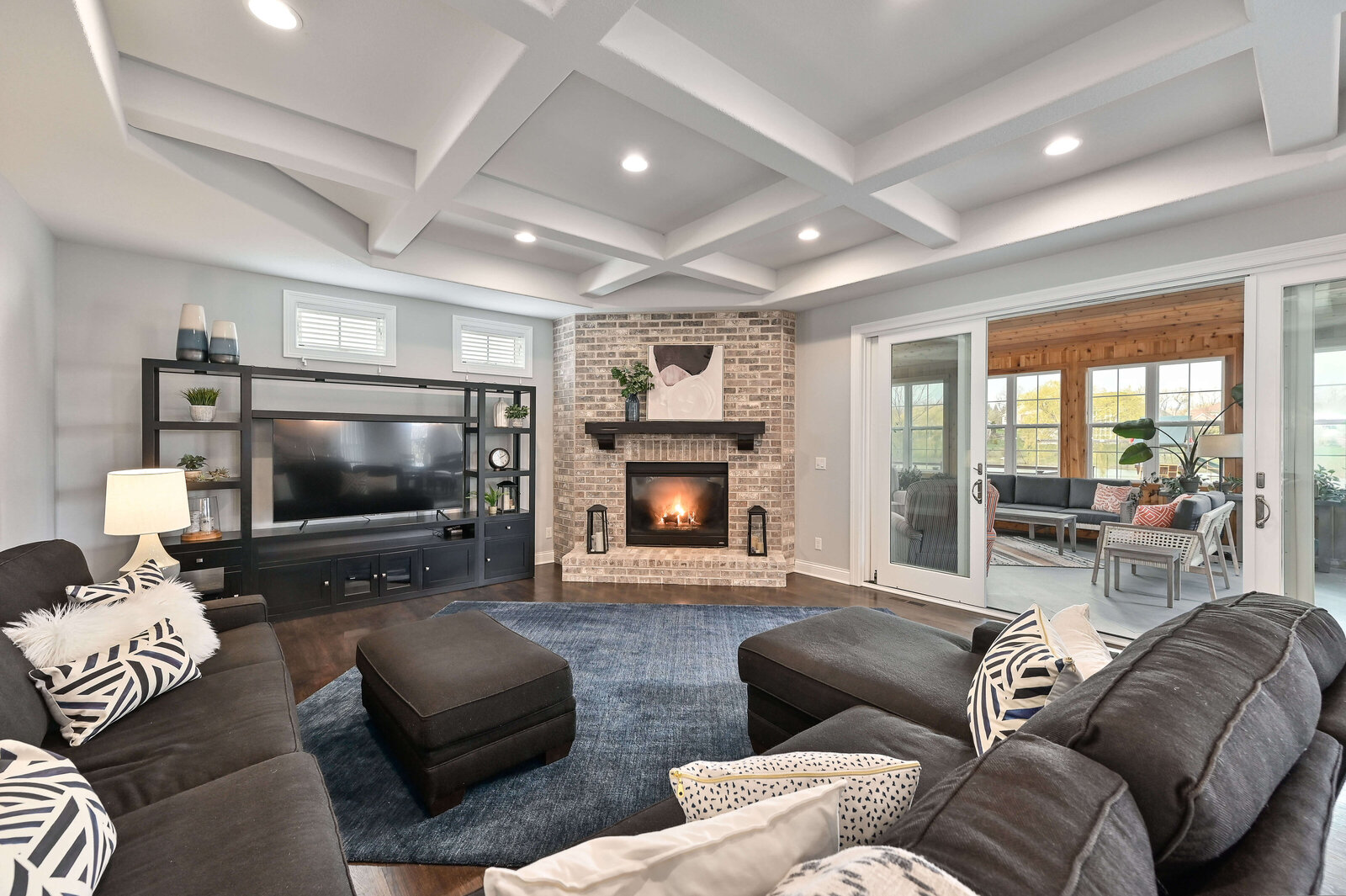 Quinlevan & Armitage, Shorewest Realtors- Mike & Keenan Quinlevan, Tory Armitage, Elise Ferguson, Bob Henderson, Brian Ruelle in Mequon, WI (4)