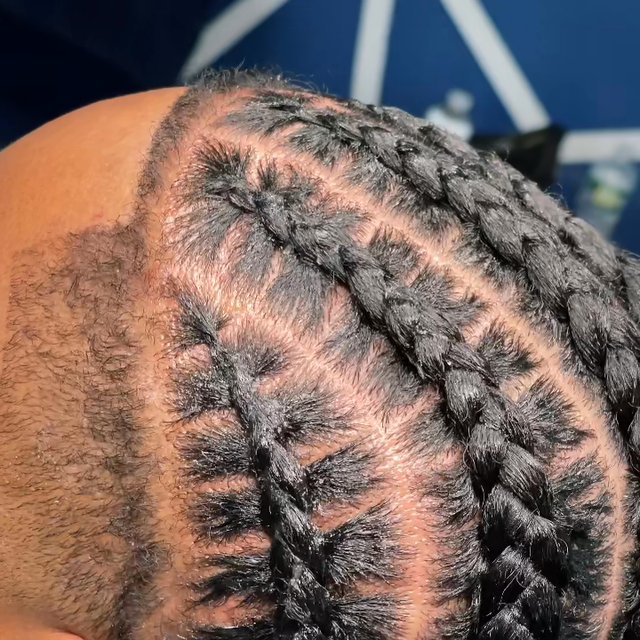 Sleek Peak Salon in Valley Stream, NY