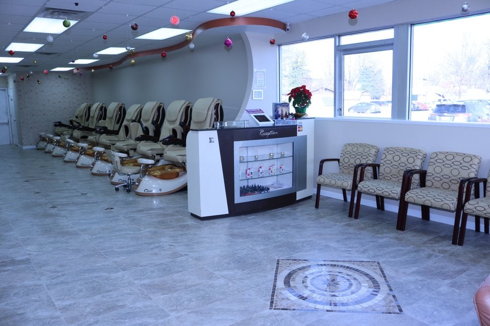 Luxury Spa & Nails Evansville in Evansville, IN (3)