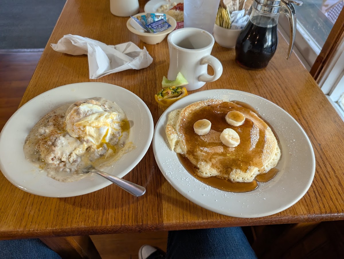 Sea Biscuit Cafe in Isle of Palms, SC (6)