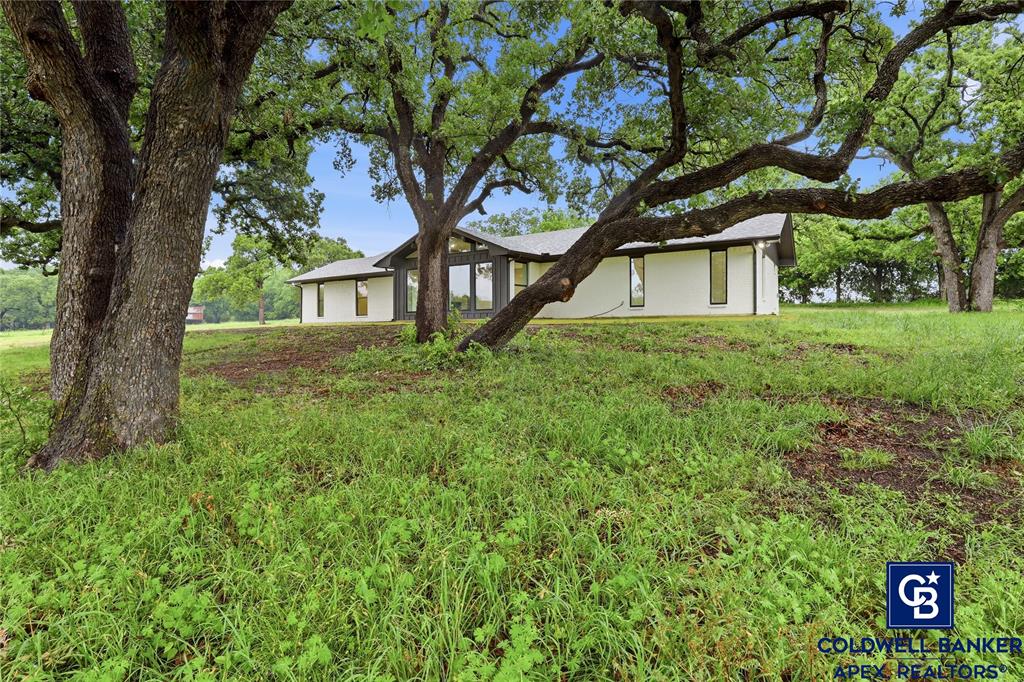 Cheri White - Coldwell Banker Apex, Realtors in Cleburne, TX