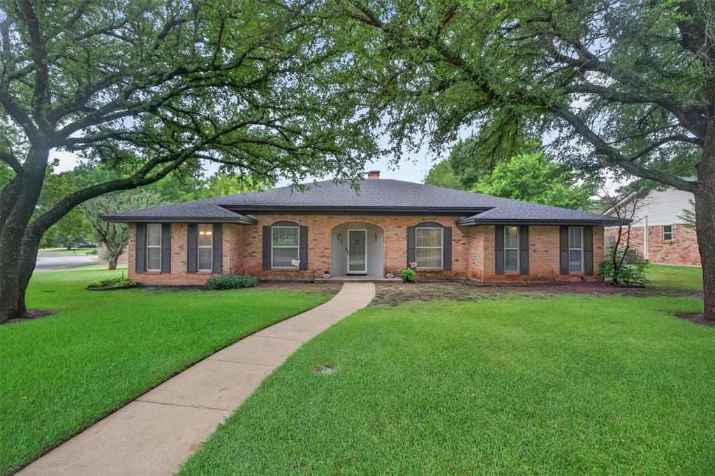 Cheri White - Coldwell Banker Apex, Realtors in Cleburne, TX (4)