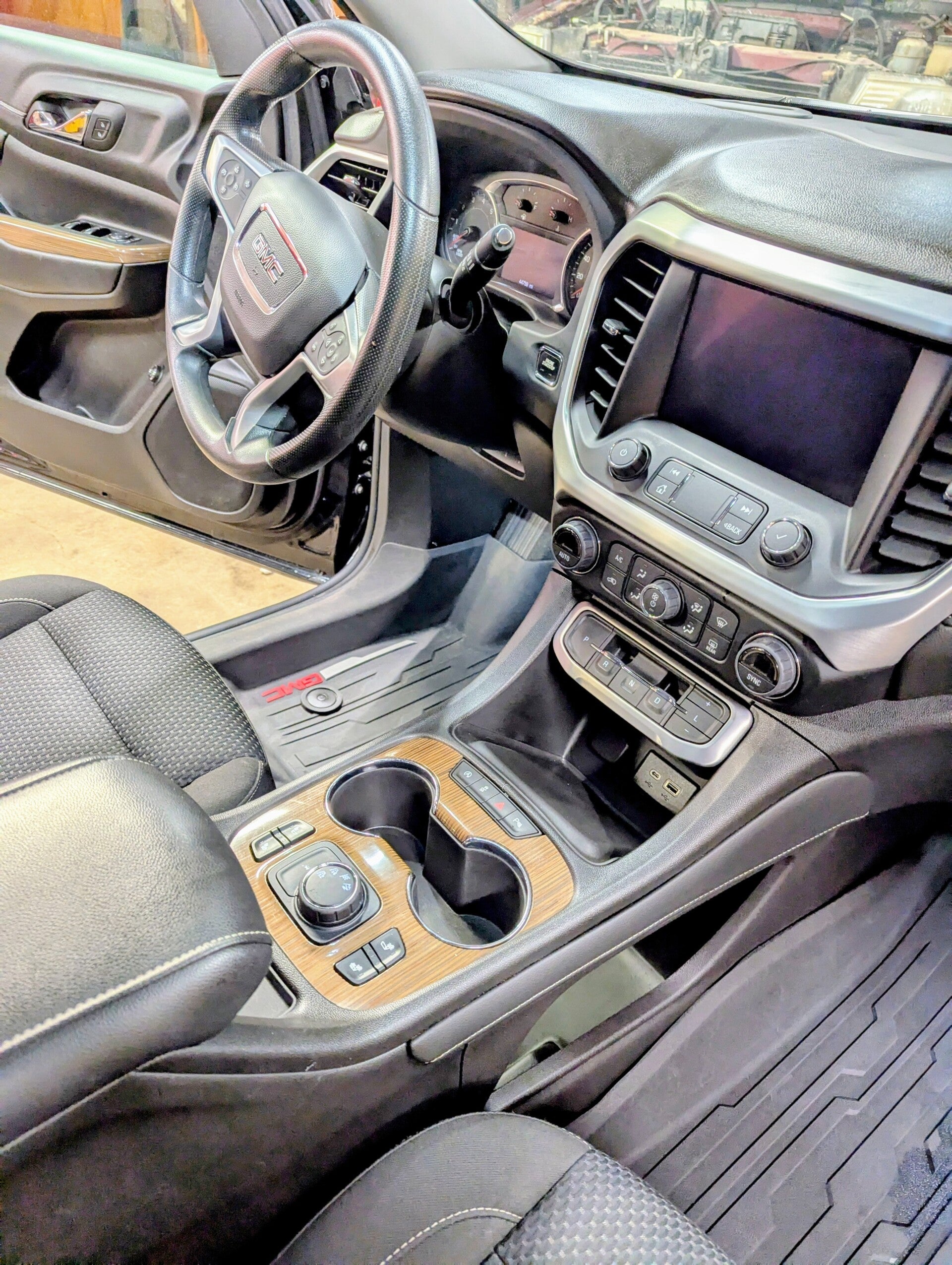K&J Auto Spa & Metal Polishing in Barron, WI