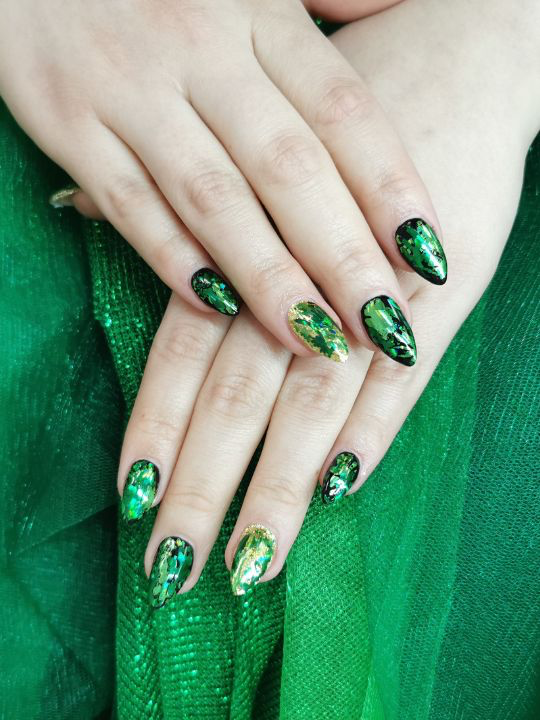 Esbelle Nails & Head Spa in Millington, TN
