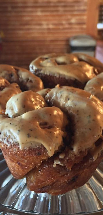 Cakes by B's Blue House Bakery in Jamestown, NC (5)