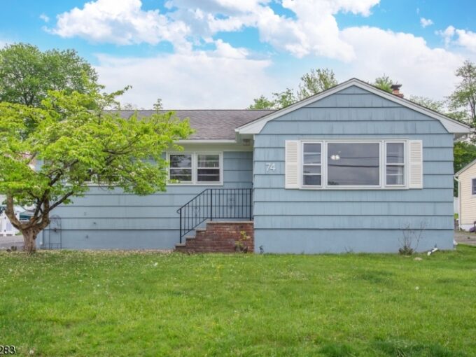 Sabrina Aversa | Realty Boutique – Little Falls NJ Real Estate in Little Falls Township, NJ (3)