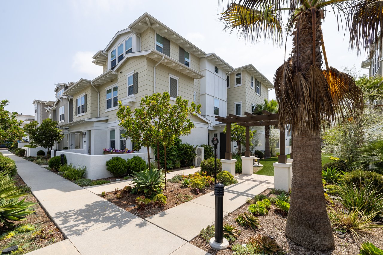 Brian Sperry Real Estate Group in Newport Beach, CA (2)