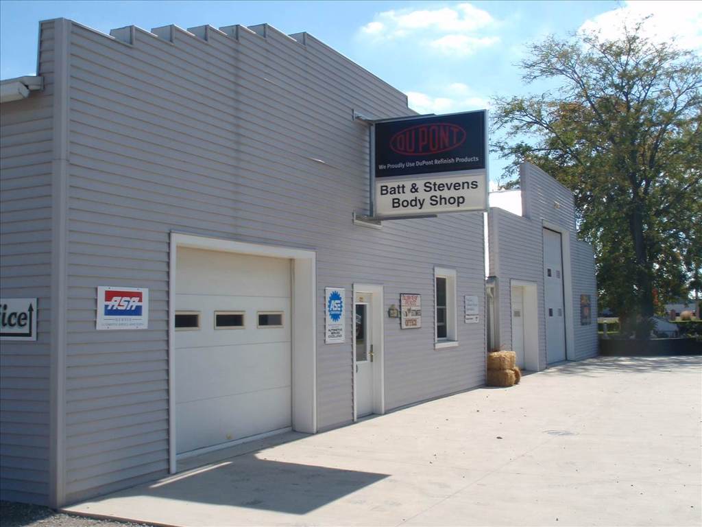 Batt & Stevens Body Shop in Defiance, OH (2)