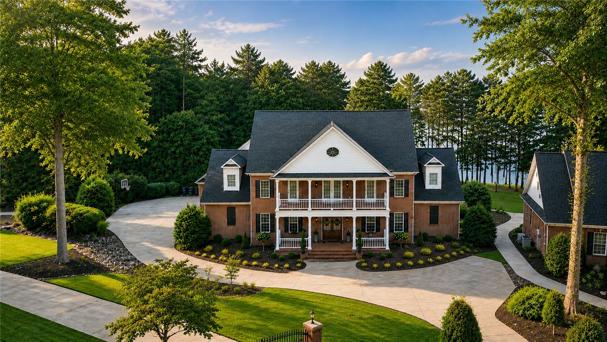 Nora and Co. Luxury and Lake in Anderson, SC (3)