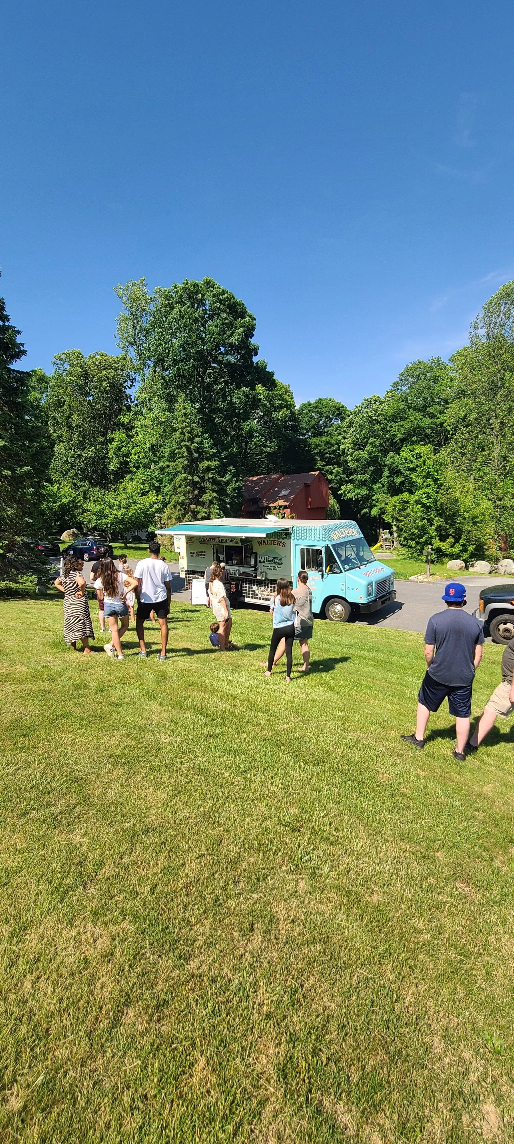 Walter's Hot Dogs Food Trucks in Mamaroneck, NY
