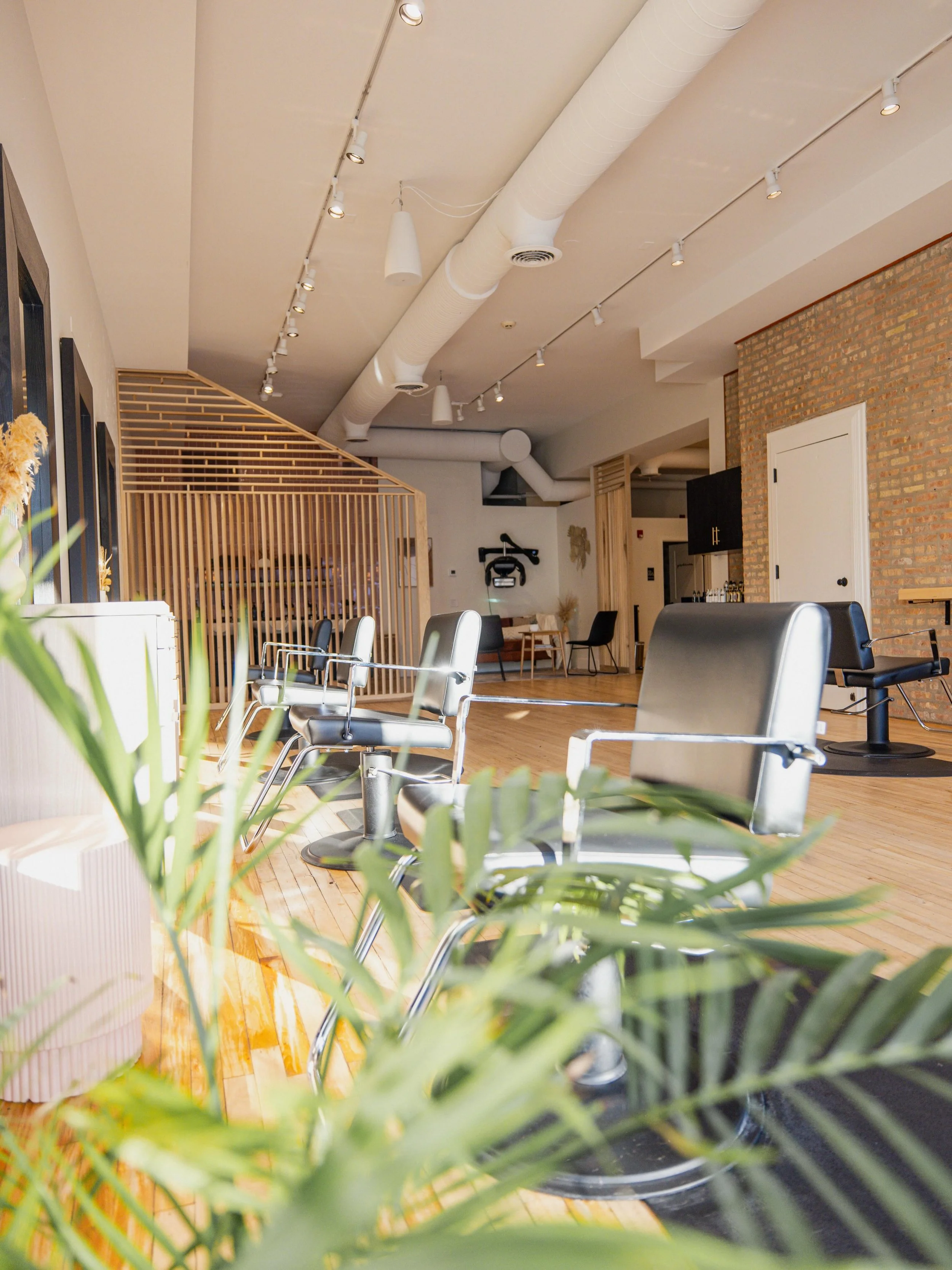M&Co. Salon Wheaton in Wheaton, IL (3)