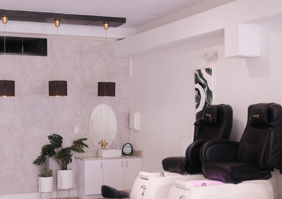 Embellished nails and brow bar in Winter Park, FL (2)