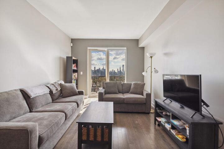 Howard Hanna Rand Realty in Nanuet, NY (4)