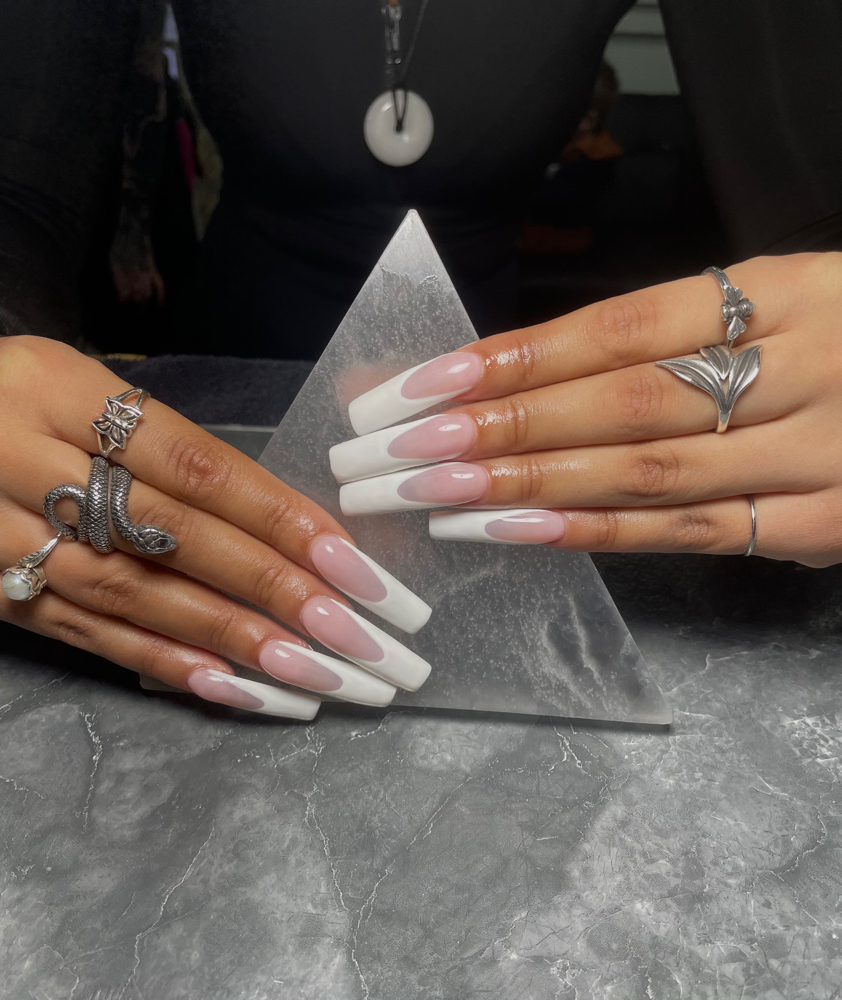 Aura Nail Studio in Massillon, OH (4)
