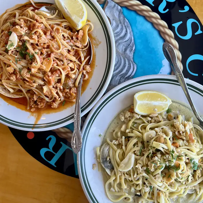 Peter's Clam Bar in Island Park, NY (3)