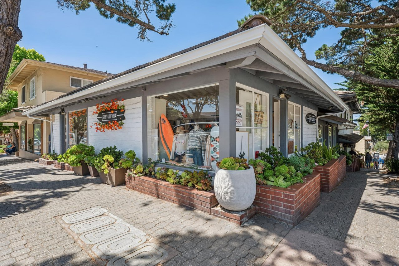 Bambace Peterson Team | Compass in Carmel-By-The-Sea, CA (5)