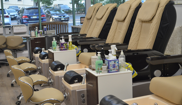 Simply Nails (Nail salon, Waldwick, NJ) Special Nail Designs, Manicure, pedicure, Acrylic, Gel in Waldwick, NJ (2)