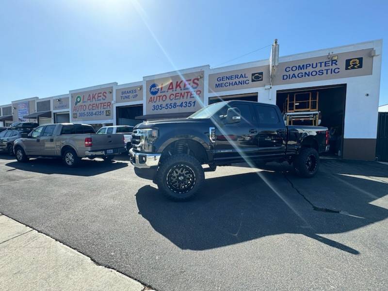 Lakes Auto Center in Hialeah, FL (5)