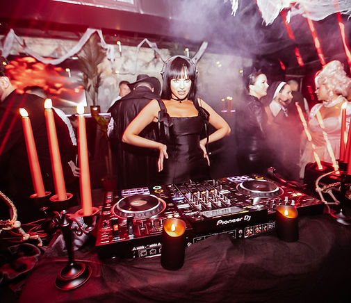 Porterhouse Music bar & Restaurant in Sunny Isles Beach, FL (6)
