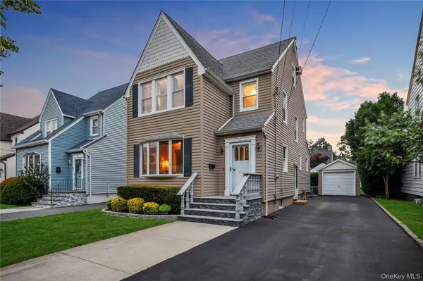 The CosCal Homes Team at HomeSmart Premier Living Realty in Williston Park, NY (5)