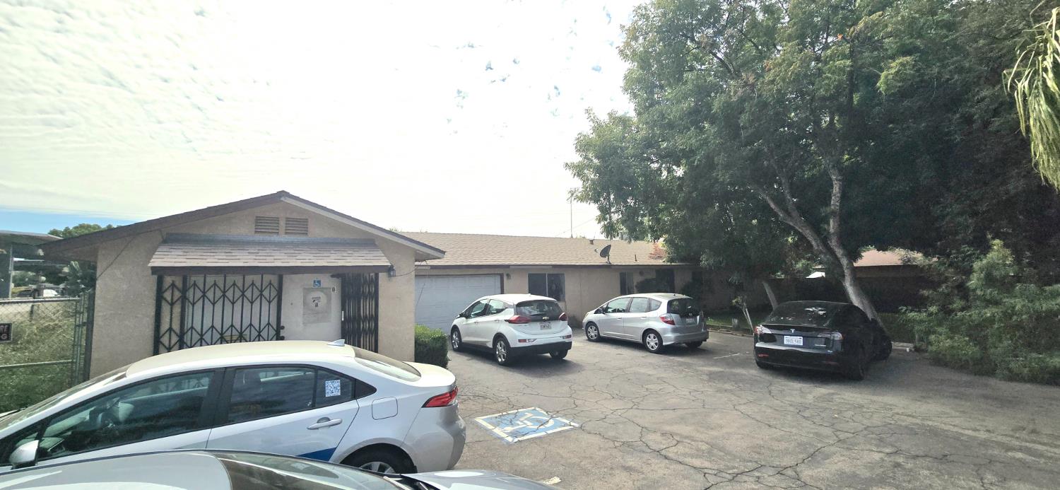 Pink Key Real Estate | Top Fresno Realtors in Fresno, CA (6)