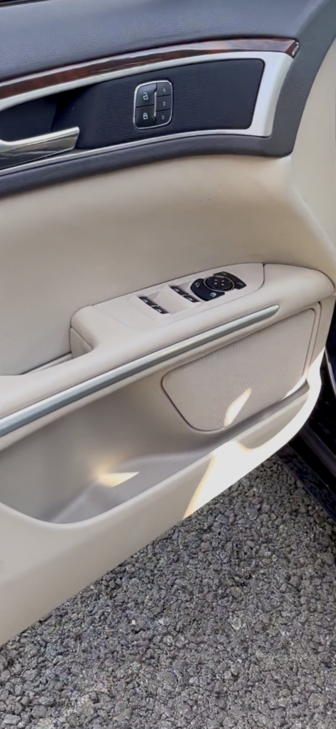 D.S. Crew Luxe Detailing, LLC in Beaver Falls, PA (2)