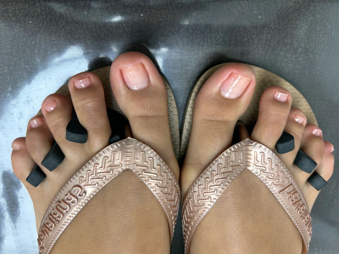 Stefie’s Niche —Medical Grade Pedicures Manicures and nail restoration in Great Neck, NY (2)