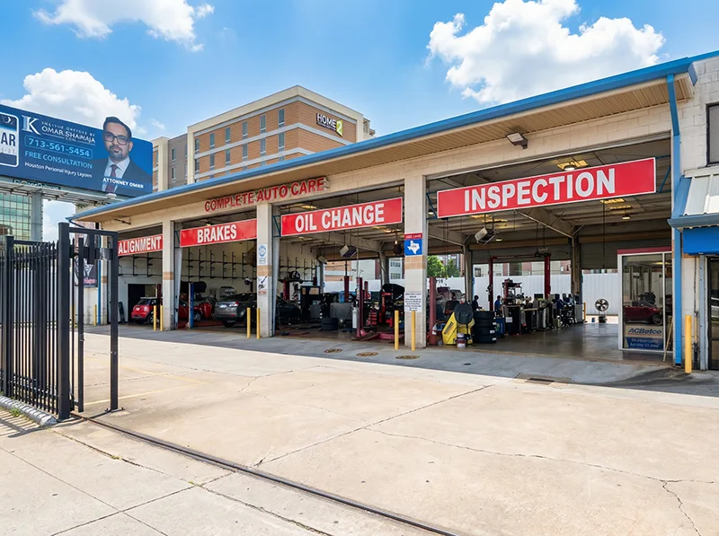 Uptown Car Care Center in Houston, TX (2)
