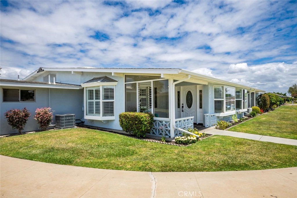 Gasper Monteer Realty Group in Seal Beach, CA (4)
