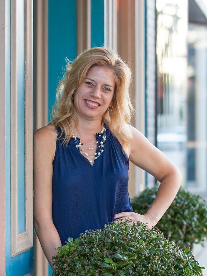 Leah Thorp, Real Estate Agent with Coldwell Banker Elite in Oconomowoc, WI
